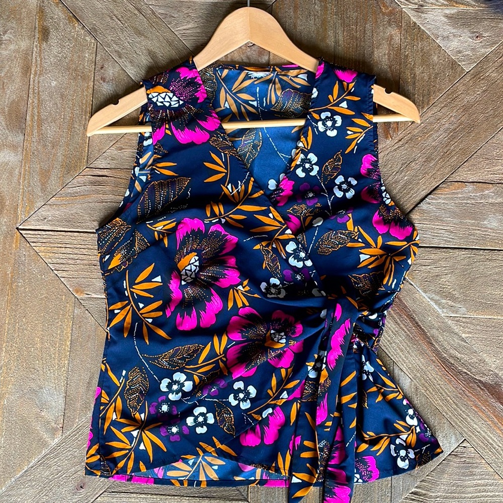 Floral, wraparound sleeveless top